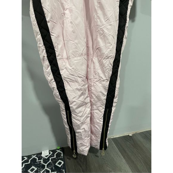 Women’s Medium Pink Unbranded Ski Snowsuit with Faux Fur Hood Overalls Jumpsuit - Picture 3 of 13